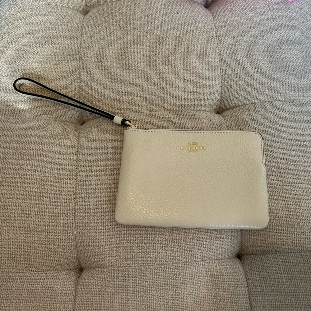 Coach Corner Zip Wristlet